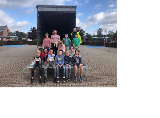Leerlingen leren gevaren van de dode hoek dode hoek
